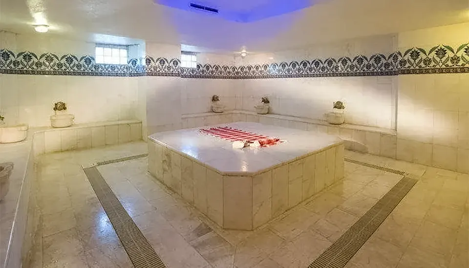 هتل پر دلتا ریزورت اند اسپا